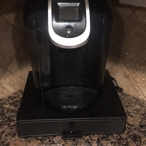 Keurig 2.0 Coffee Machine K425 - Picture 3 of 8